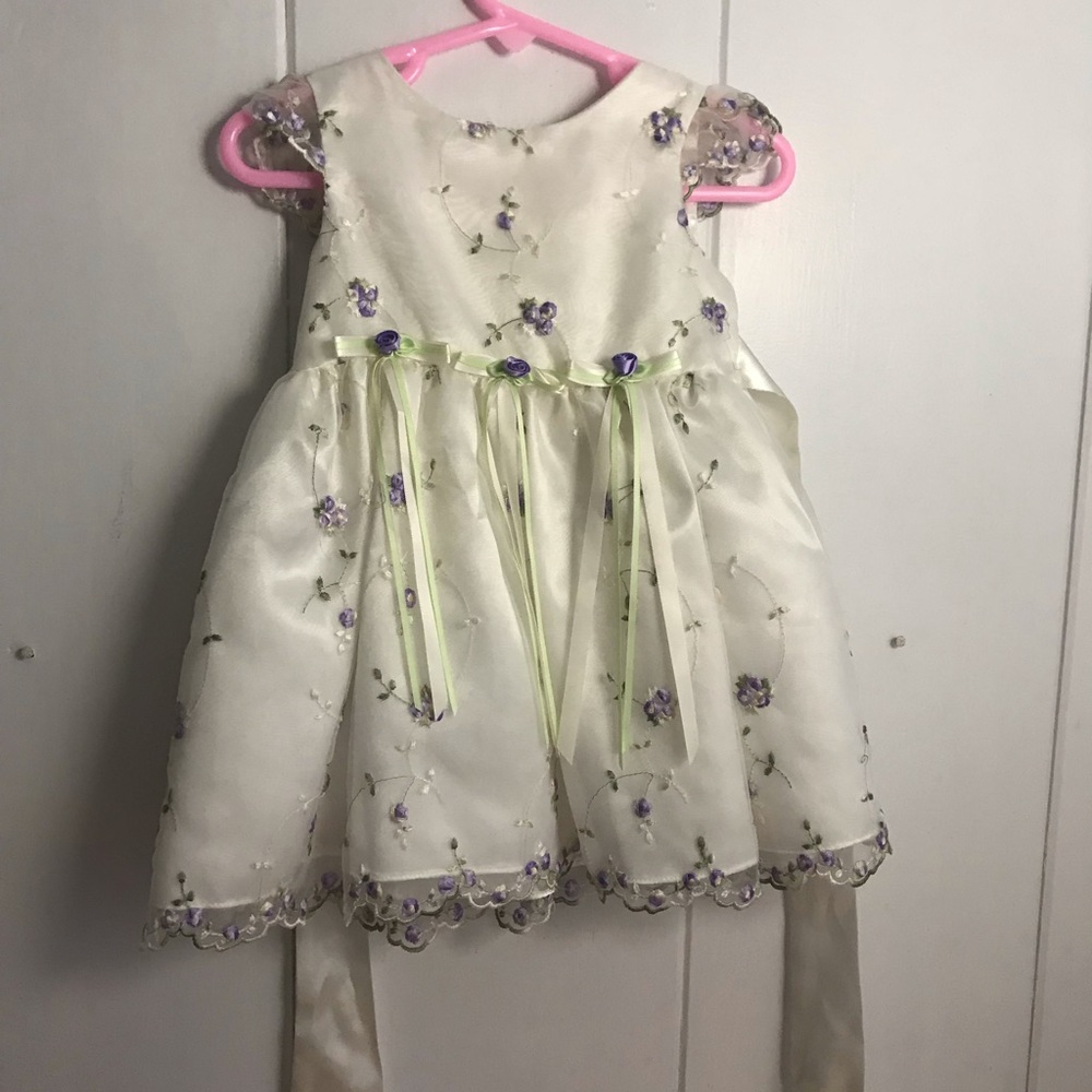 Infant dress